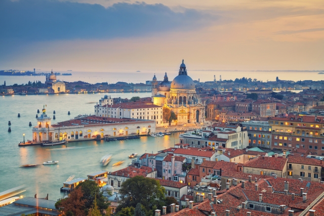 “水の都”イタリア・ヴェネツィアの歩き方～観光からグルメまで