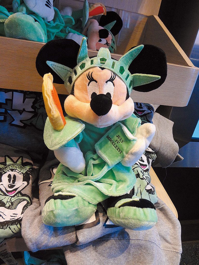 ディズニーストア タイムズスクエア | 地球の歩き方