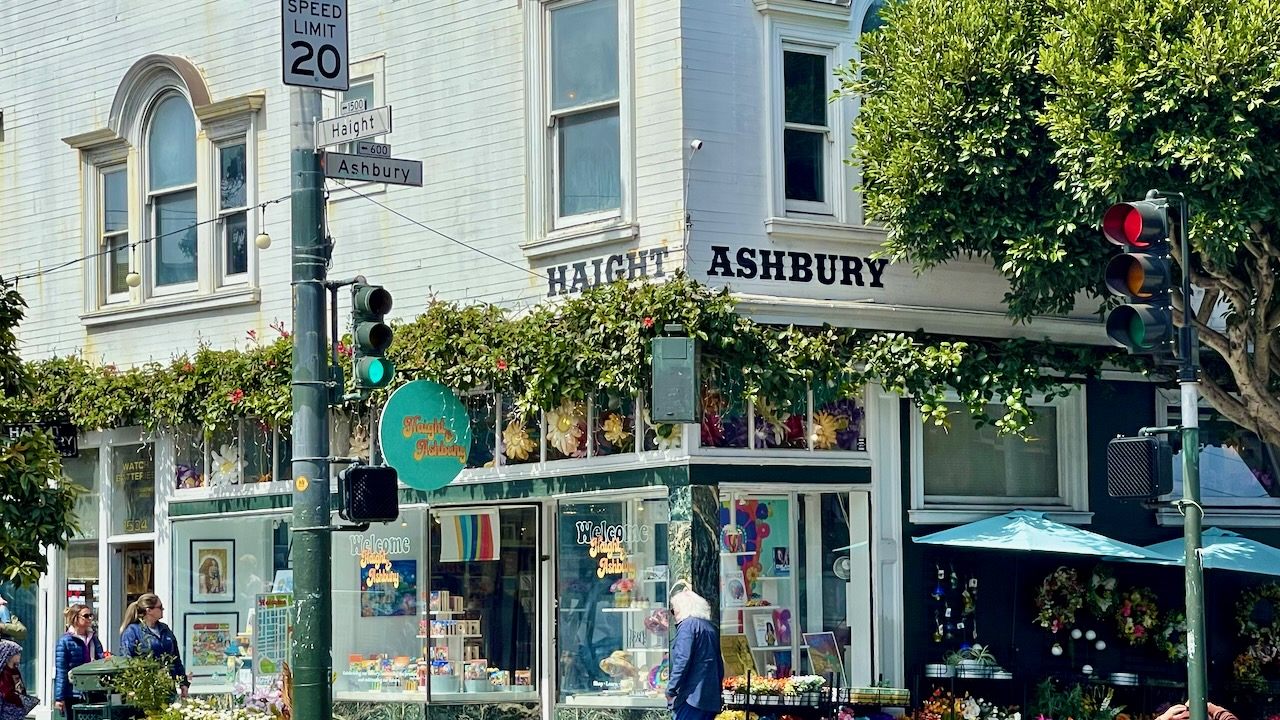 パステル画「くつろぎの時間」フランシスコ・ボッシュ パステル画「くつろぎの時間」フランシスコ・ボッシュ