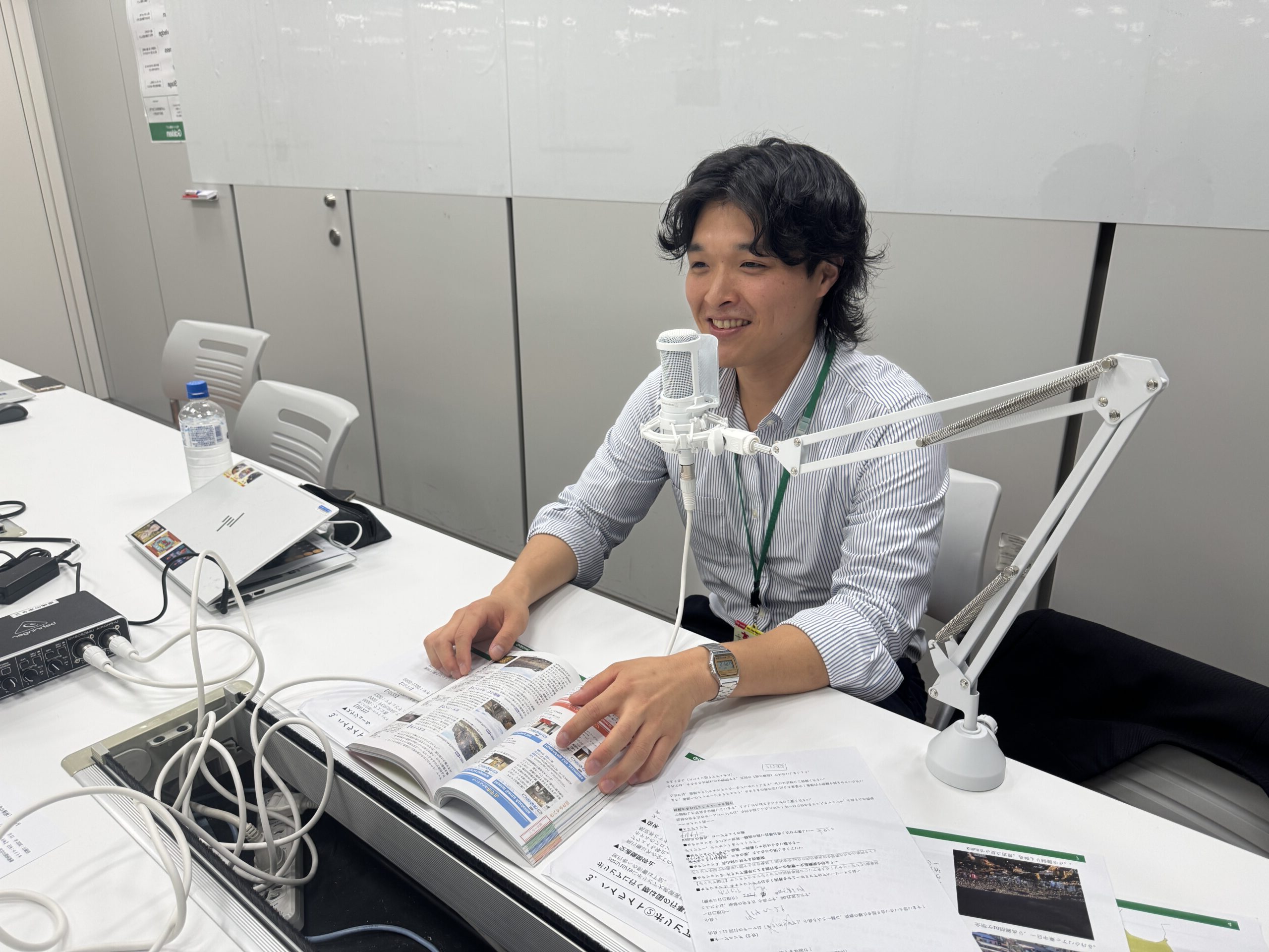 観光マーケティング事業部　小島