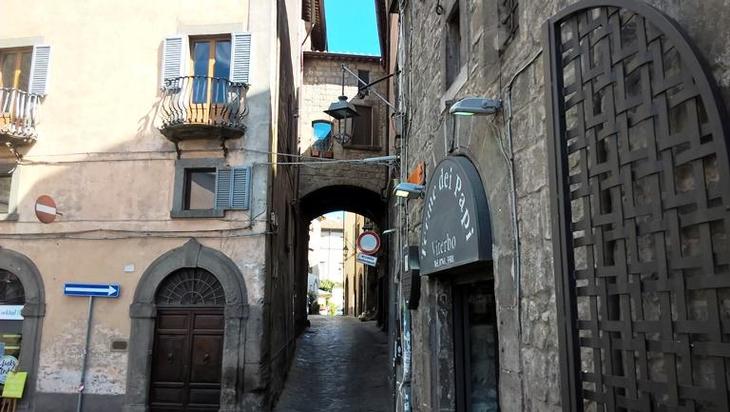 ViaSanLorenzoViterbo_2.jpg