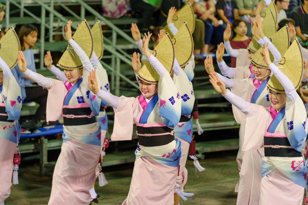 【中古】 バリ島ものがたり 地球のエネルギースポットを訪ねて/エイト社/助安由吉 atmos」と「adidas Originals」の名作別注シリーズ”ZX 8000 G