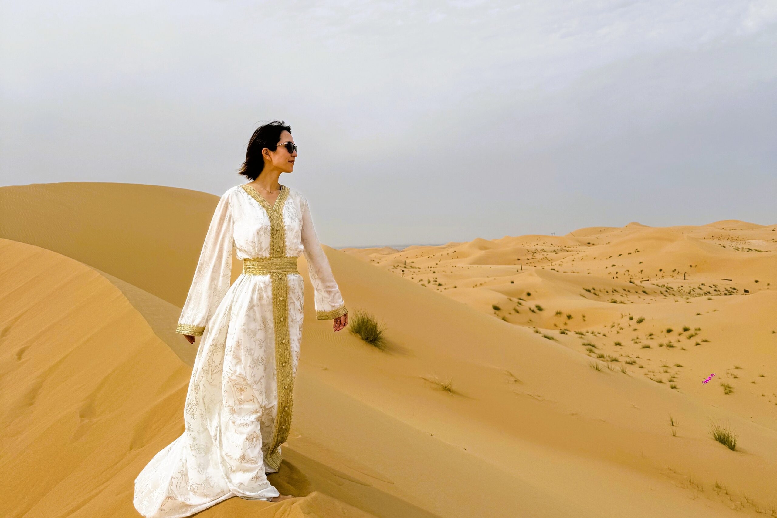 民族衣装でドバイを旅しよう！アバヤ・カンドゥーラの購入方法と撮影